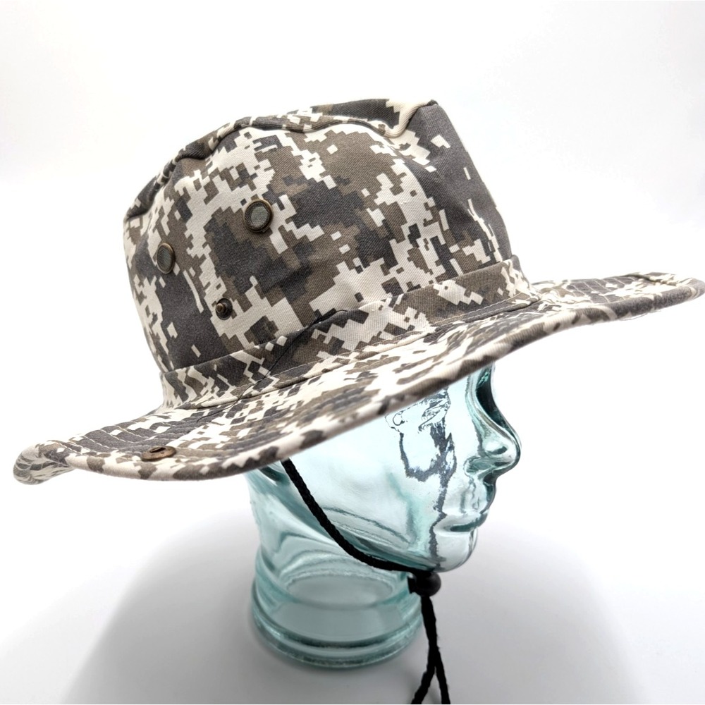 Digital Camo Boonie Hat Size L Wide Brim Vented Chin Cord Hunting Fishing